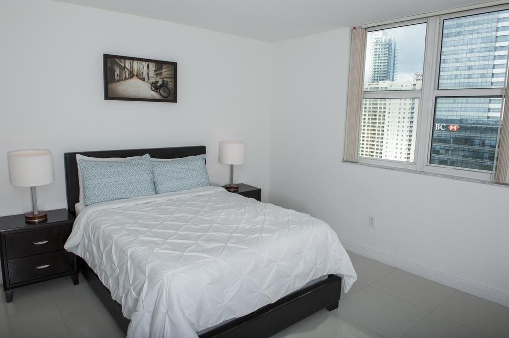 Epic Global Suites Miami Brickell Room photo